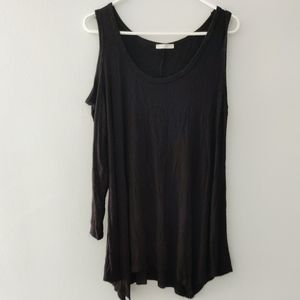 ASYMMETRICAL SLEEVES SHIRT SIZE 1X